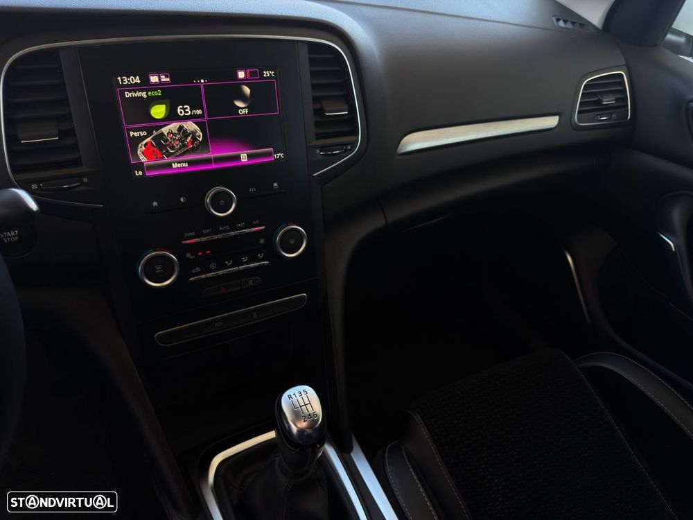 Renault Mégane 1.5 dCi Intens - 17