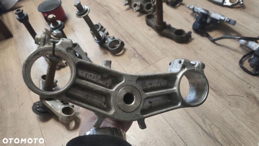 EU PÓŁKA DOLNA SZTYCA KAWASAKI ZX6R 636 06- - 3