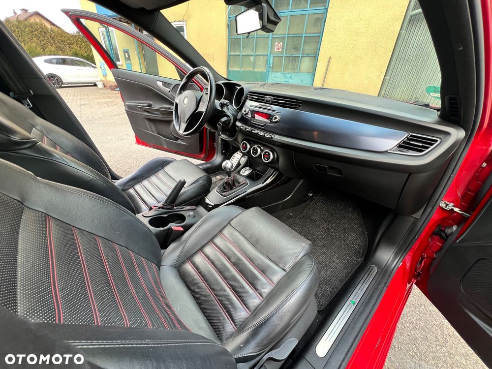Alfa Romeo Giulietta - 12