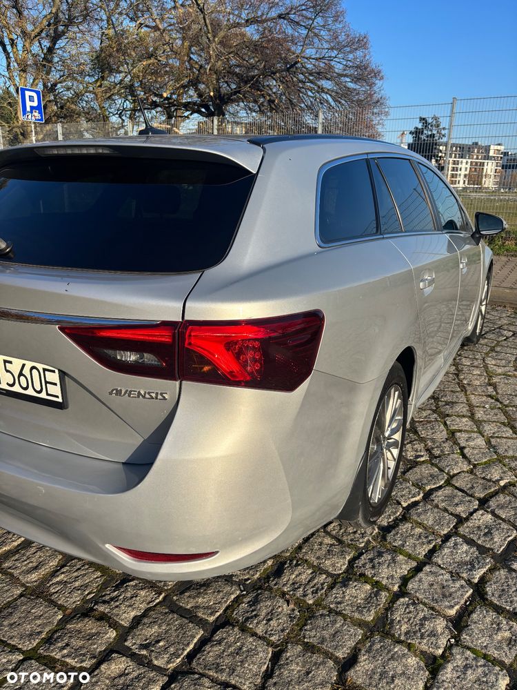 Toyota Avensis 1.8 Active MS - 13