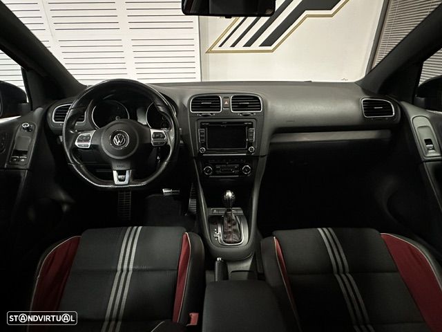 VW Golf 2.0 GTI DSG adidas - 27