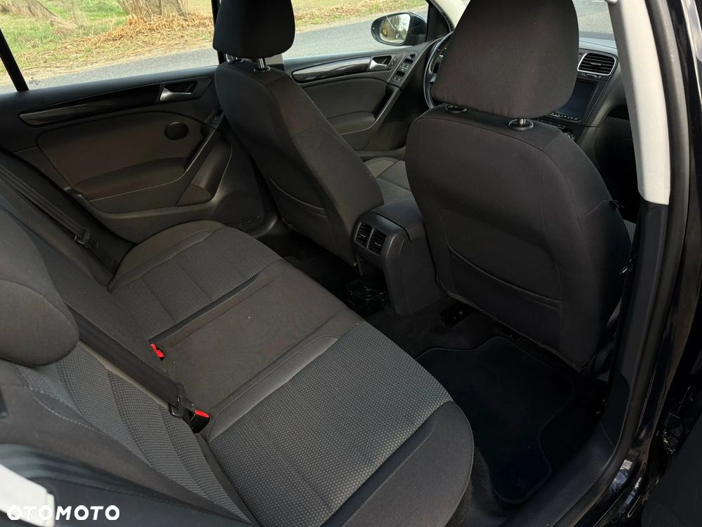 Volkswagen Golf 2.0 TDI DPF Edition - 9