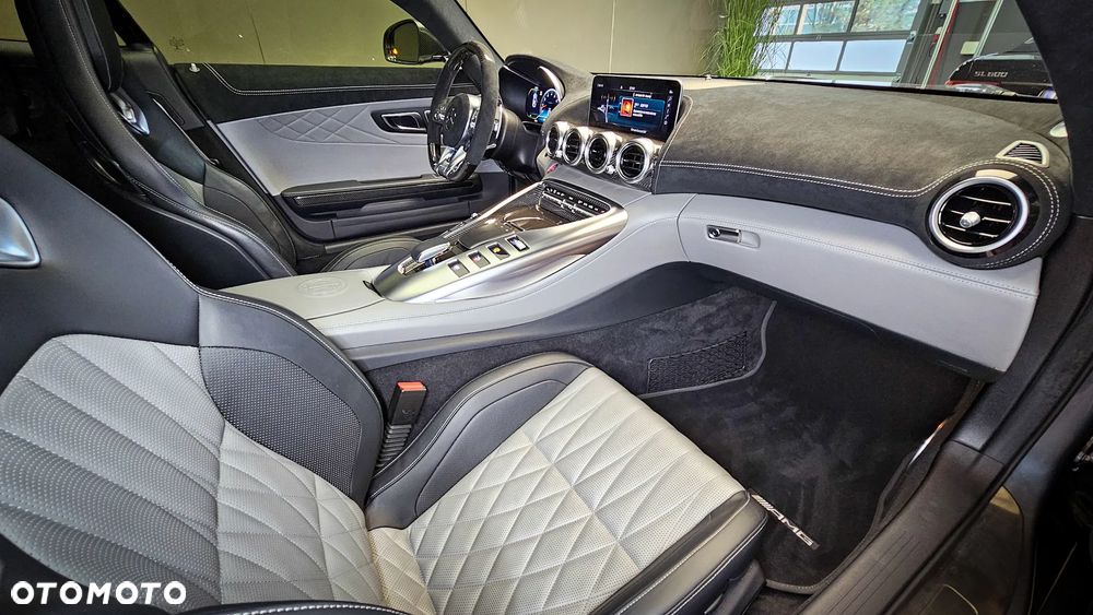 Mercedes-Benz AMG GT C - 26