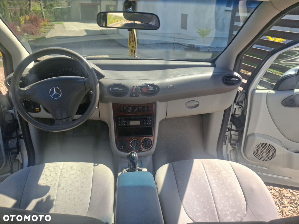 Mercedes-Benz Klasa A 160 Elegance - 9
