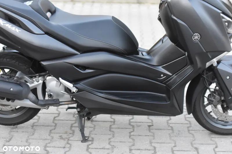 Yamaha X-max - 9