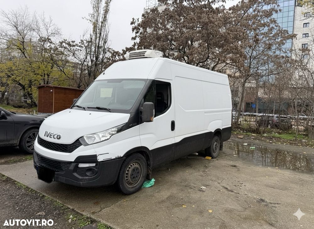 Iveco Daily 35c Frigorific Frig Carrier an 2014 Cub Izoterm 298.000km Istoric Service Facturi Kit Distribuție Ambreiaj Rezivie Frig AC Navi Discuri Placute Baterie Anvelope direcție suspensie Vopsea Ok TVA - 35
