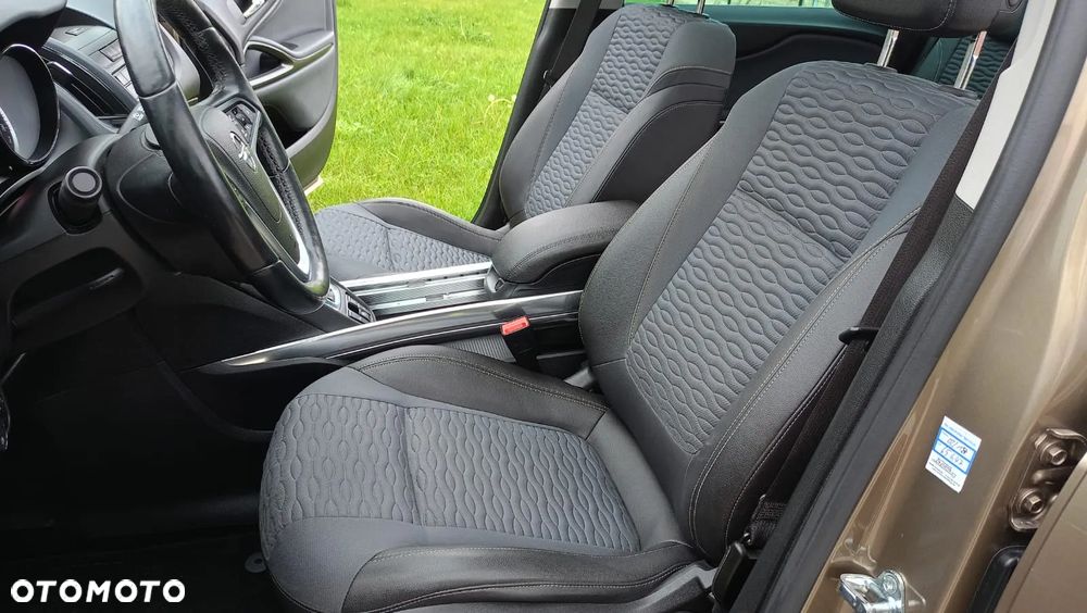 Opel Zafira - 9