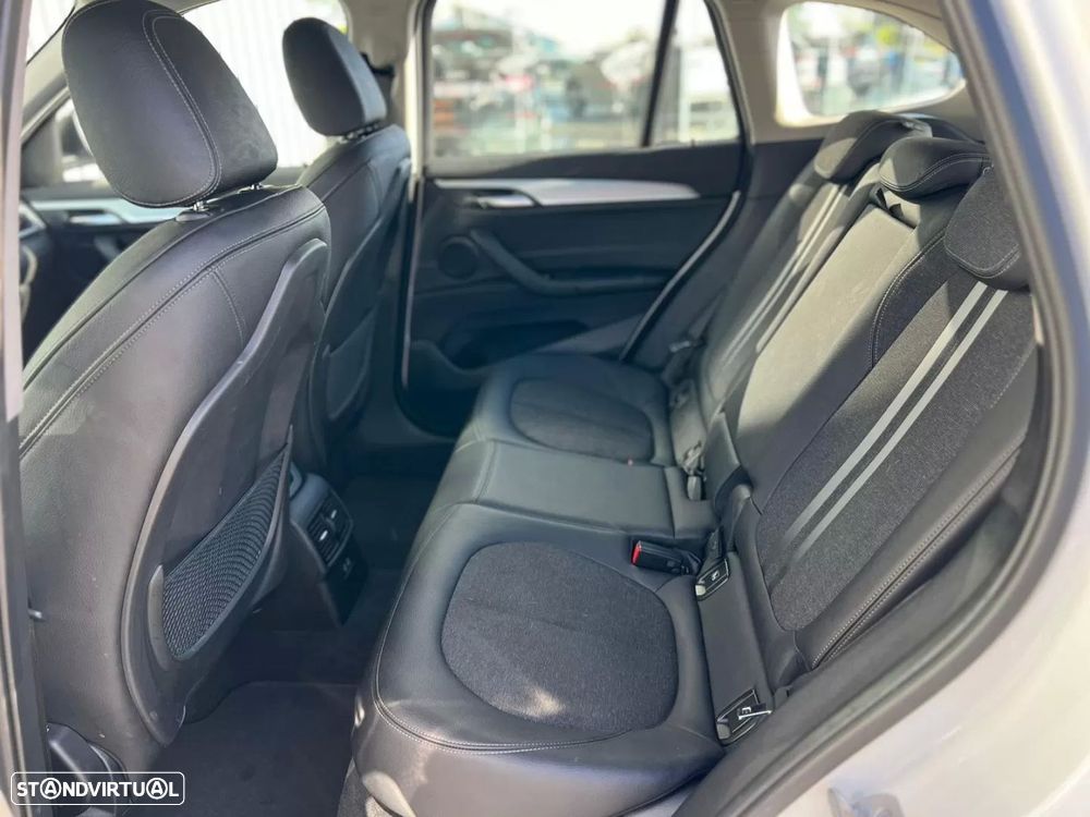 BMW X1 25 e xDrive xLine - 9