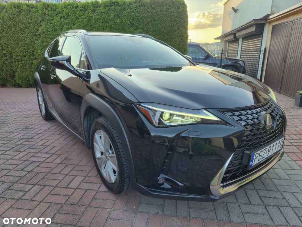 Lexus UX 250h Prestige AWD - 3