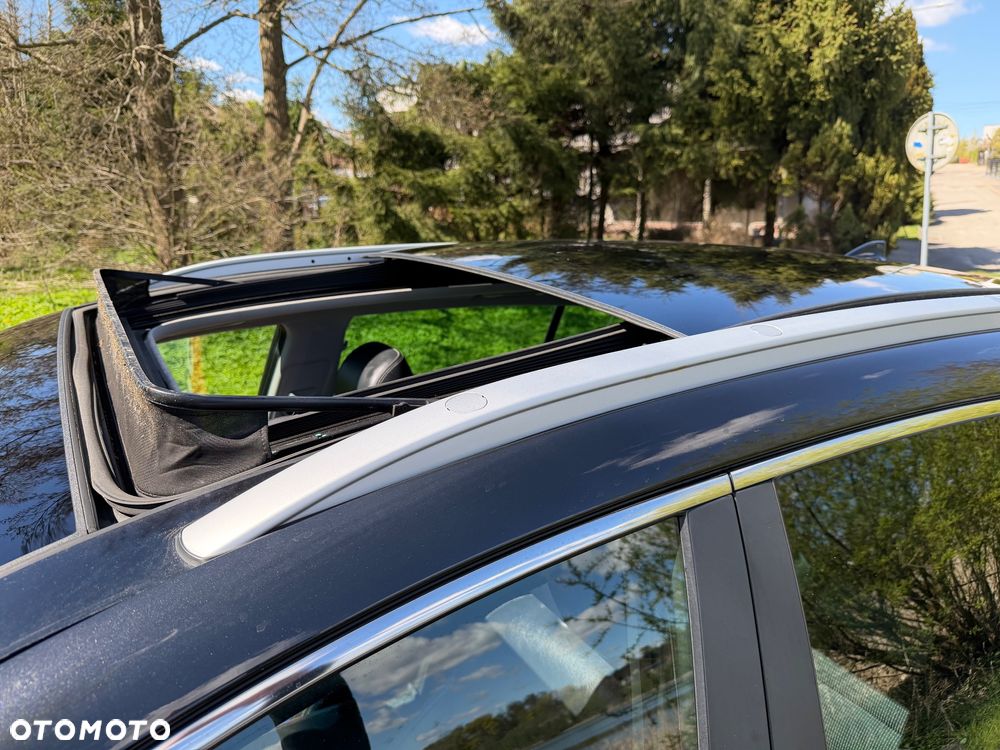 Kia Sportage 2.0 CRDI 4WD Automatik Spirit - 32