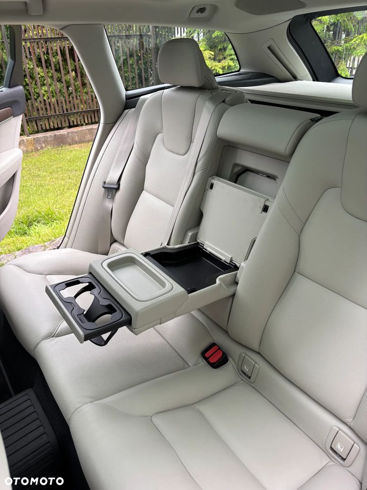 Volvo V90 B4 D AWD Inscription - 14