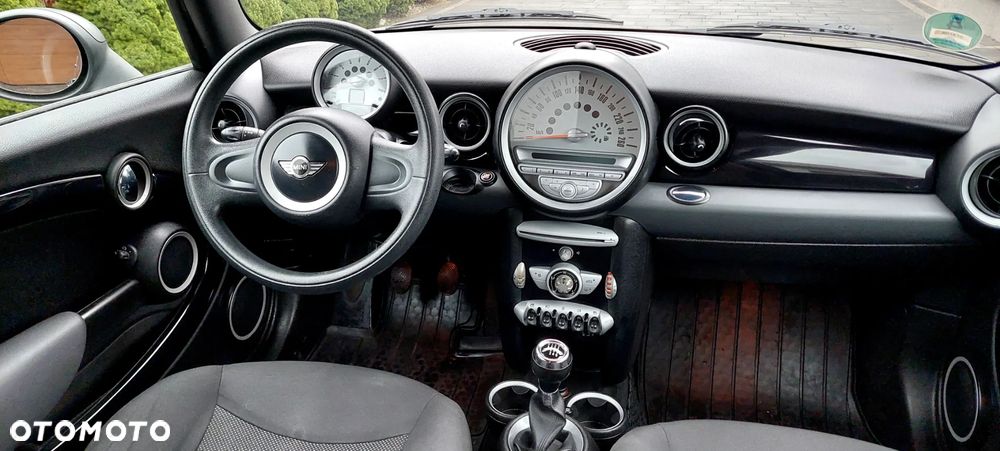 MINI ONE Baker Street - 35