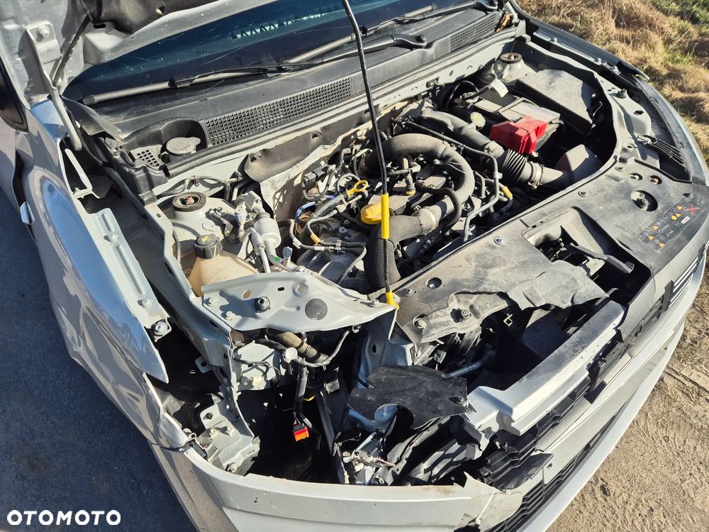 Dacia Sandero TCe 90 Journey - 9