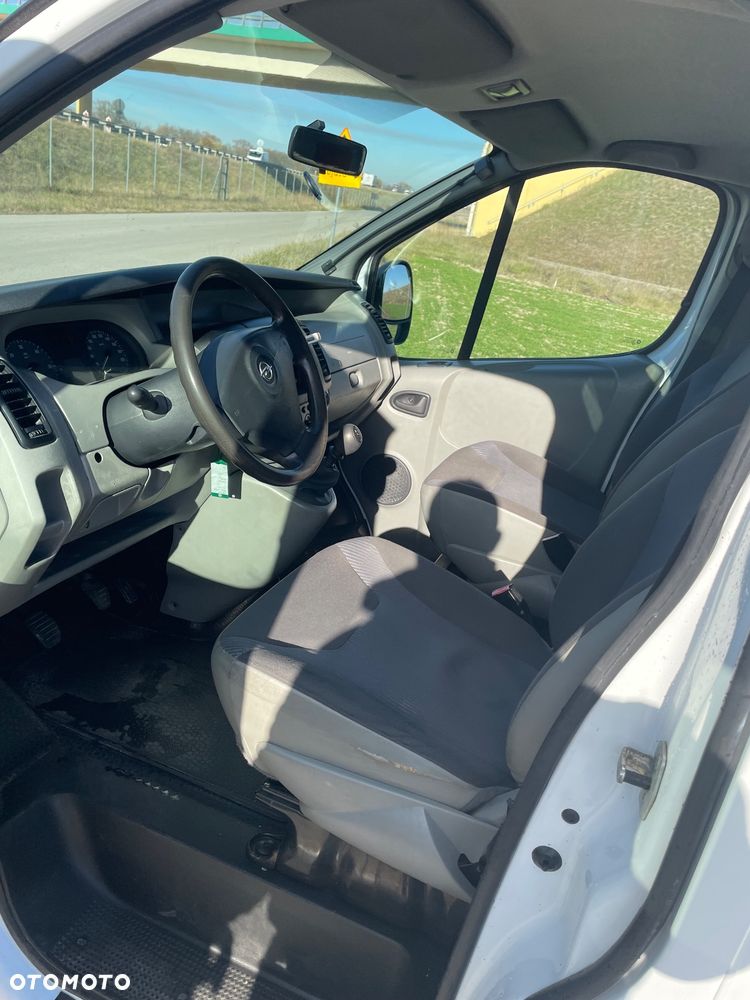 Opel Vivaro - 7