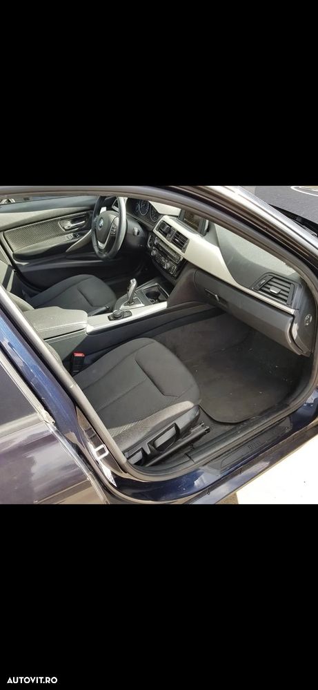 BMW Seria 3 320d Aut. - 5