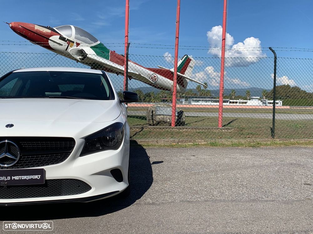 Mercedes-Benz CLA 180 d Shooting Brake AMG Line Aut. - 54
