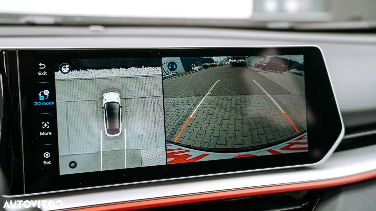 Geely Coolray - 30