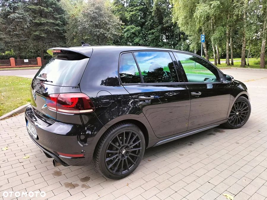 Volkswagen Golf 2.0 GTI DSG - 4