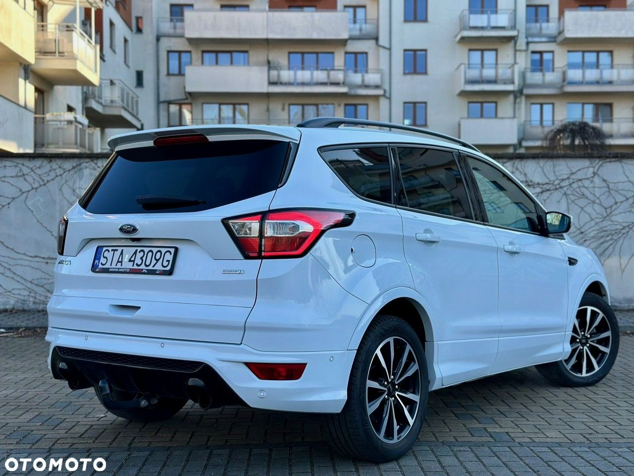 Ford Kuga - 3
