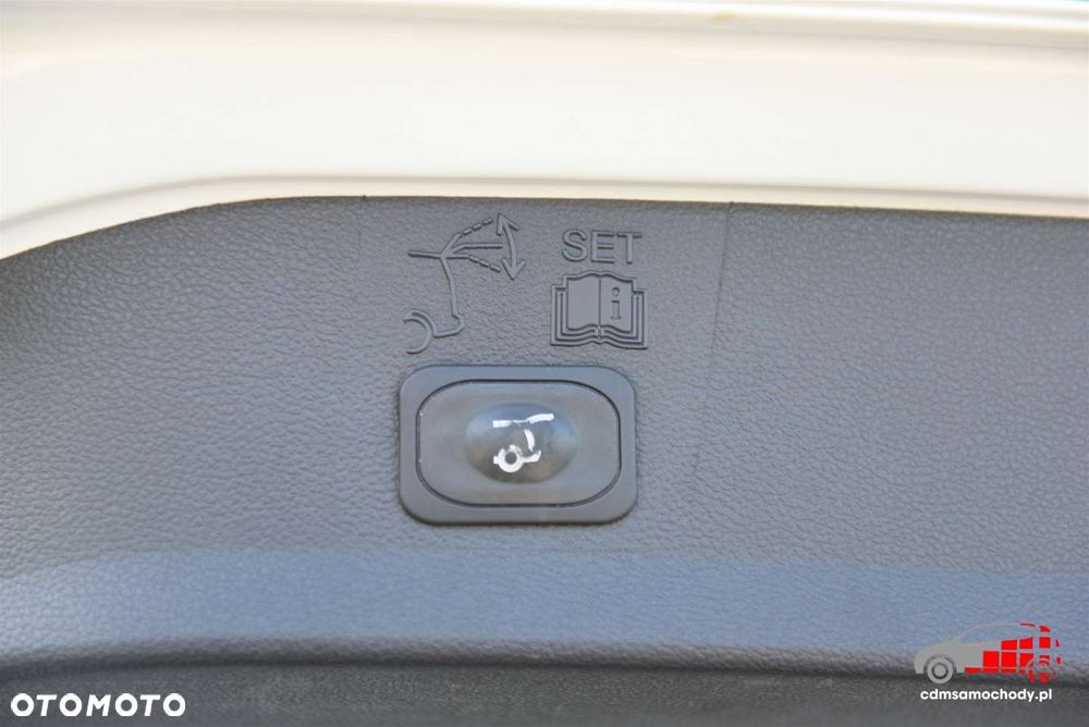 Ford Kuga 1.5 EcoBoost 2x4 Titanium - 17