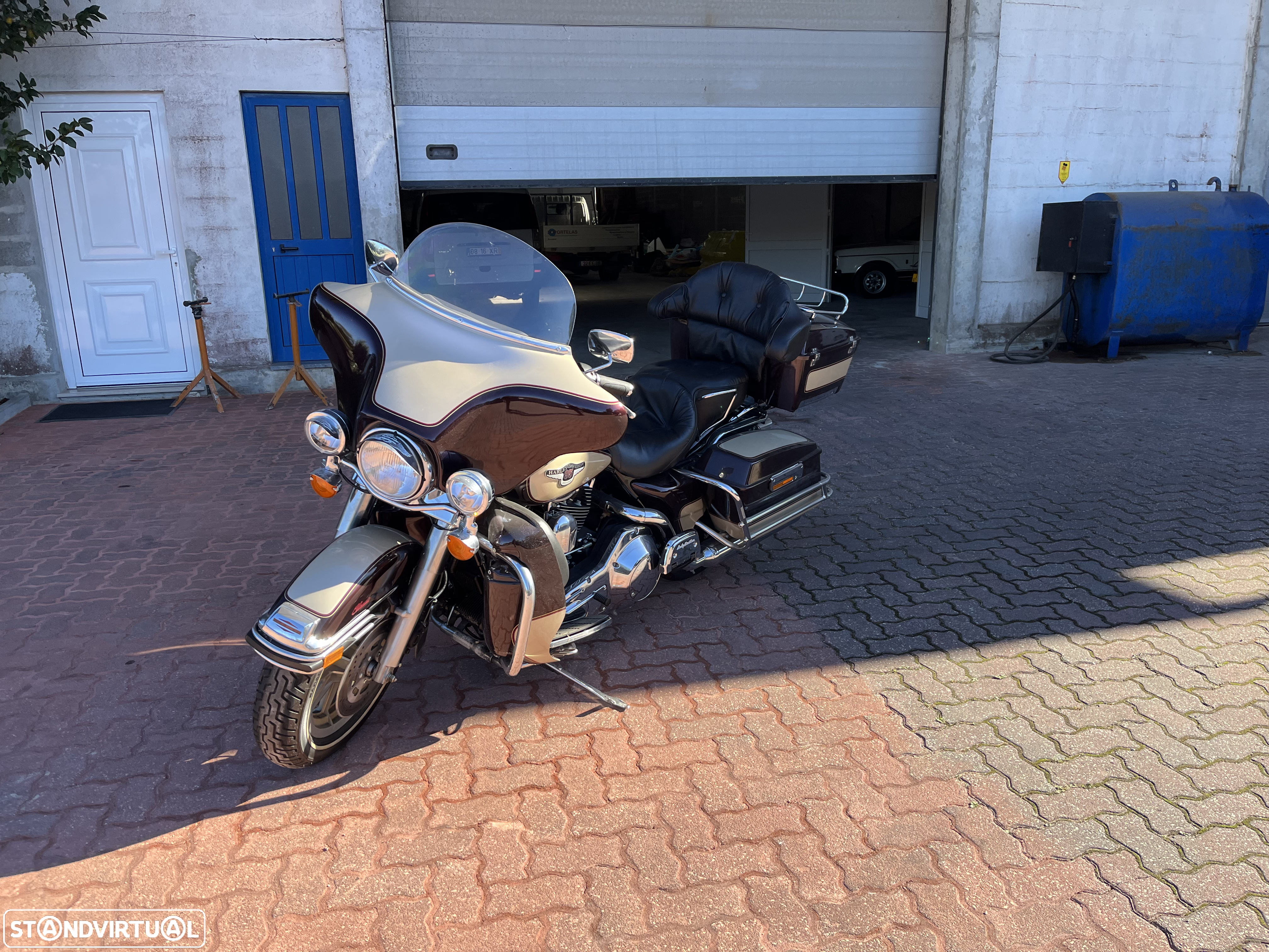 Harley-Davidson FLHTC 1998 Electra Glide Classic 0395/1000 - 4