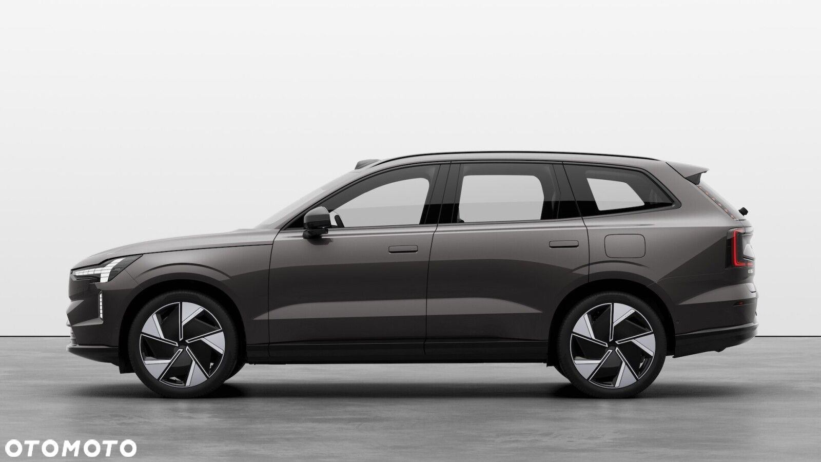 Volvo EX90 - 3
