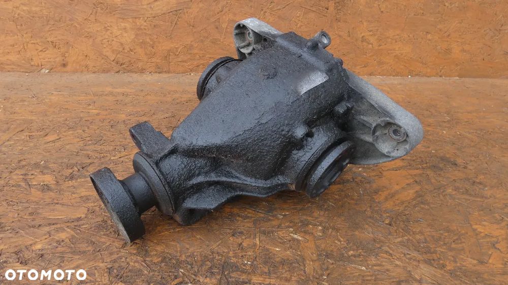 BMW  E38 DYFERENCJAŁ 4.4 m62  2.93  1428579 - 2