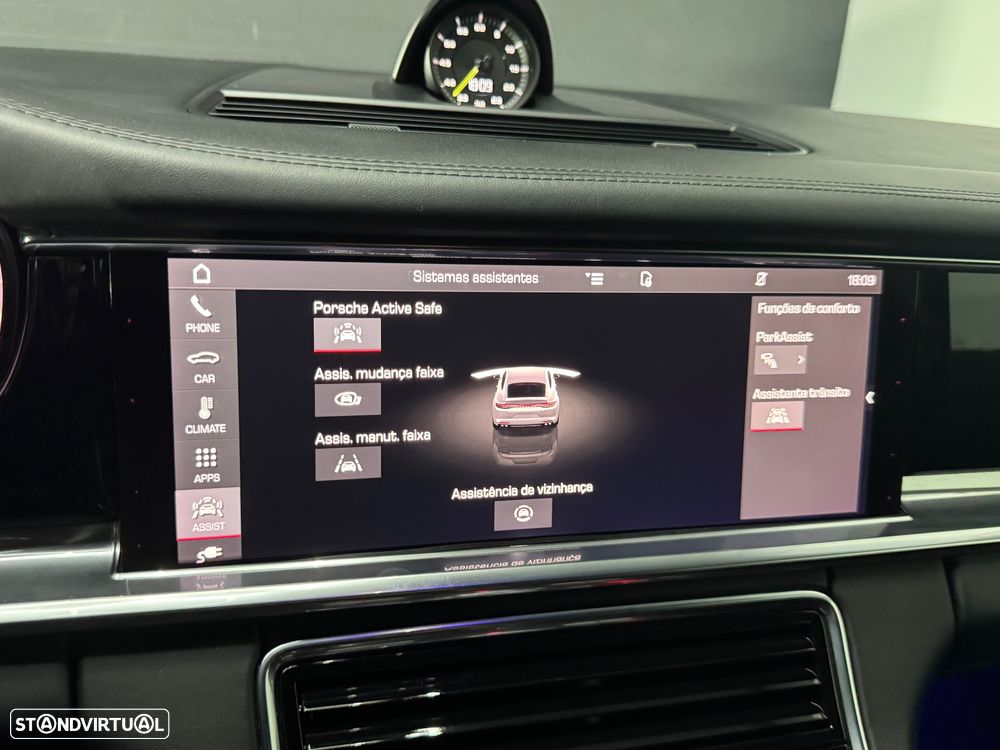 Porsche Panamera 4S E-Hybrid - 14