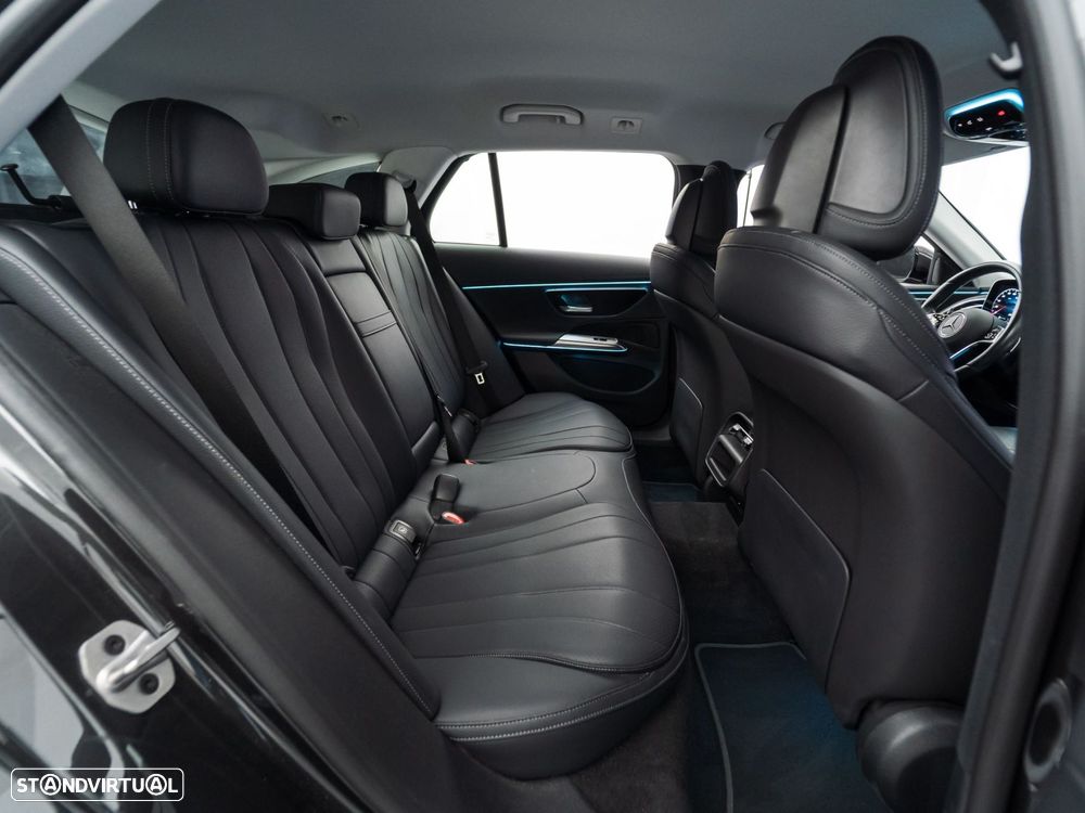 Mercedes-Benz E 300 - 52