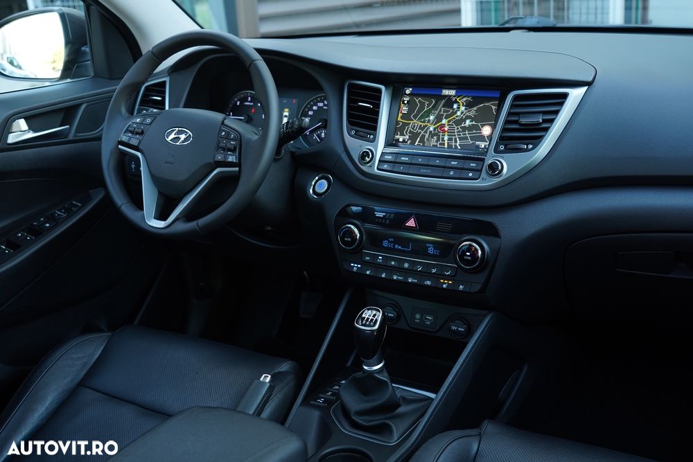 Hyundai Tucson 2.0 CRDI 4WD 6MT Style - 13