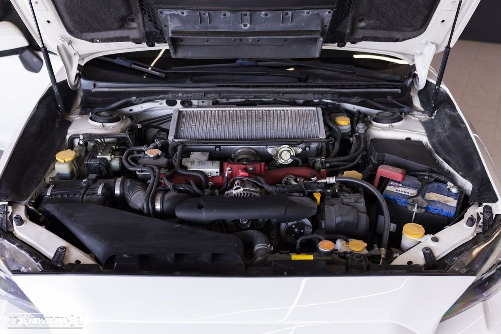 Subaru Impreza 2.5 WRX STi - 38