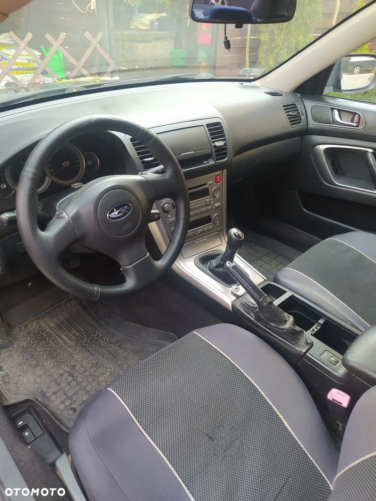 Subaru Legacy - 7