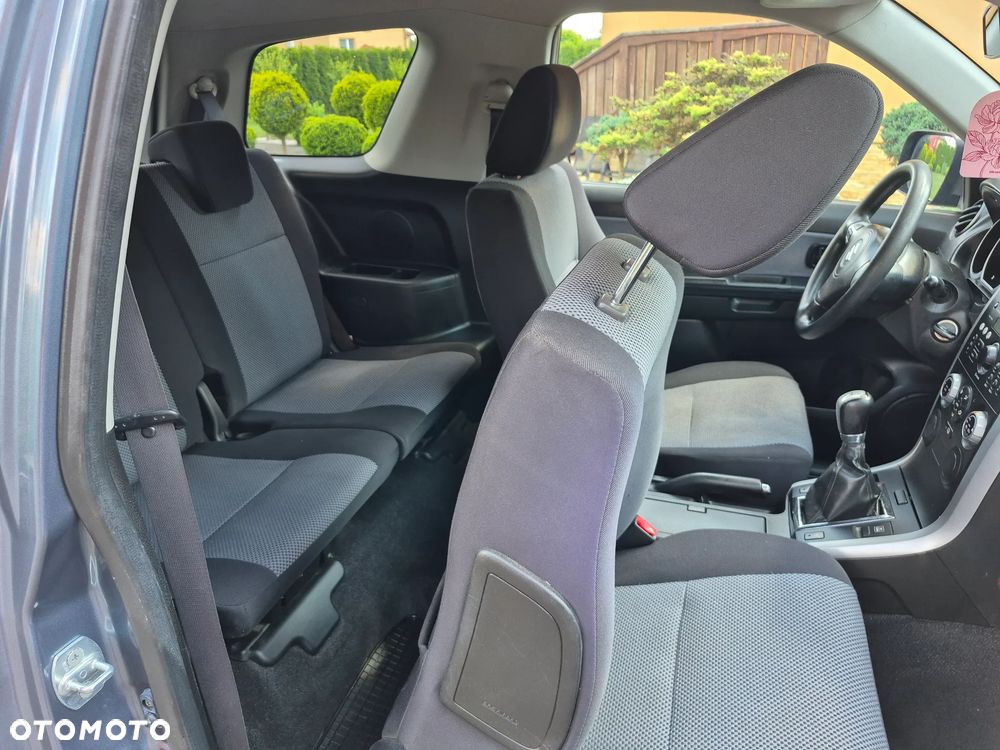 Suzuki Grand Vitara 1.6 - 13