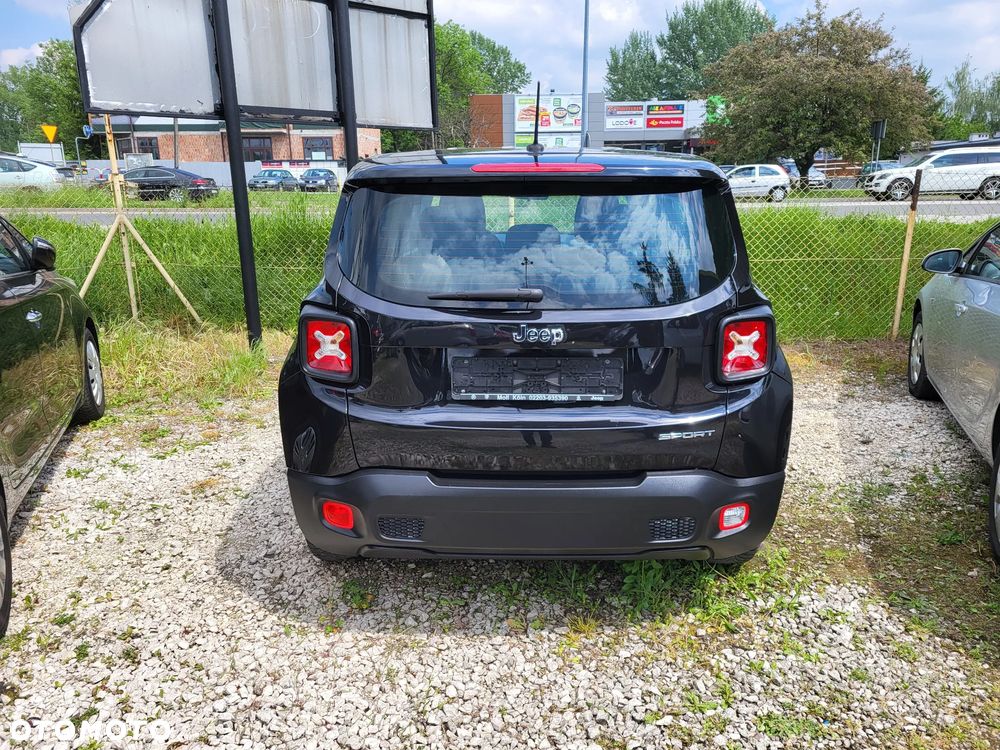 Jeep Renegade 1.6 E-TorQ Sport - 10