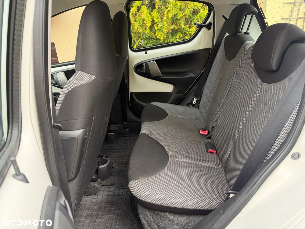 Toyota Aygo - 17