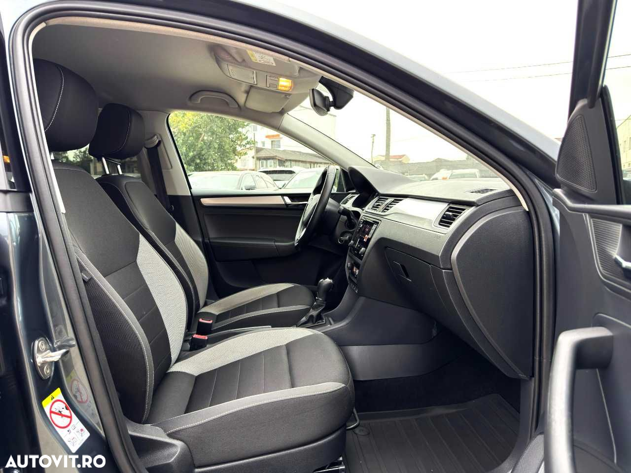 Skoda RAPID 1.4 TDI Active DSG - 18