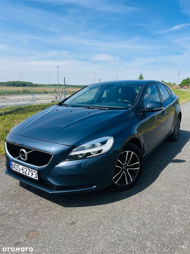 Volvo V40 D2 - 2