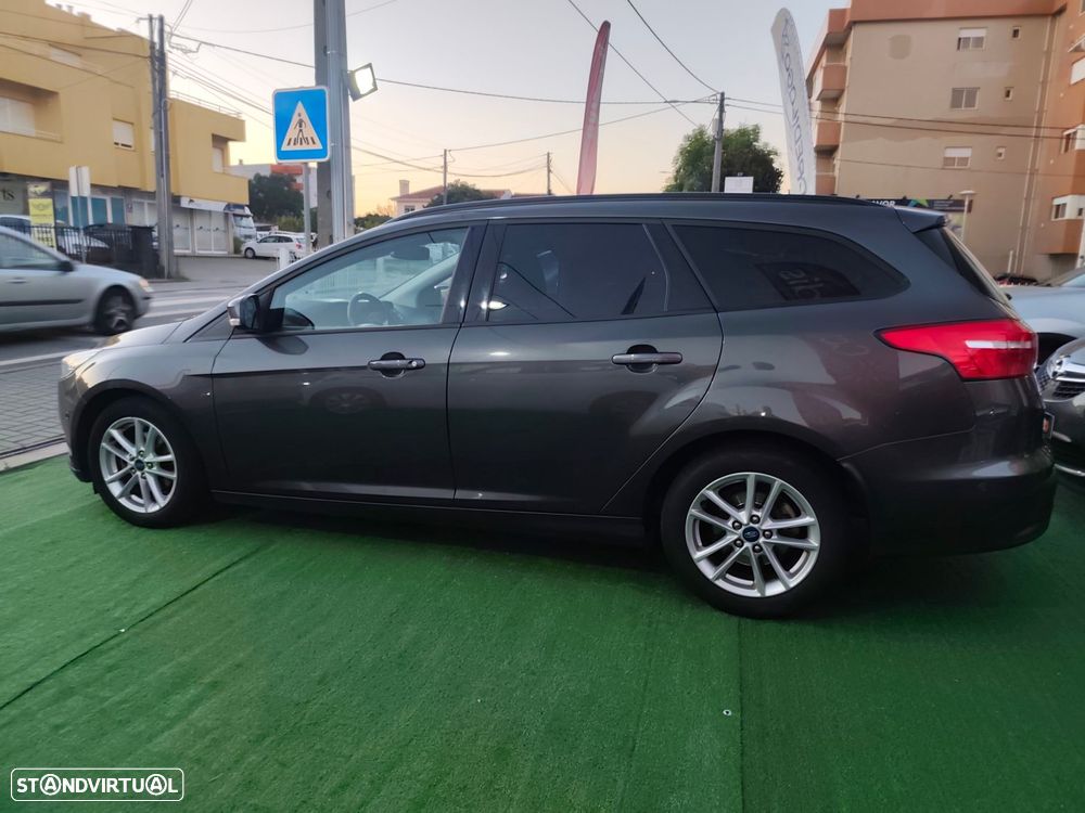 Ford B-Max 1.5 TDCi Titanium - 37