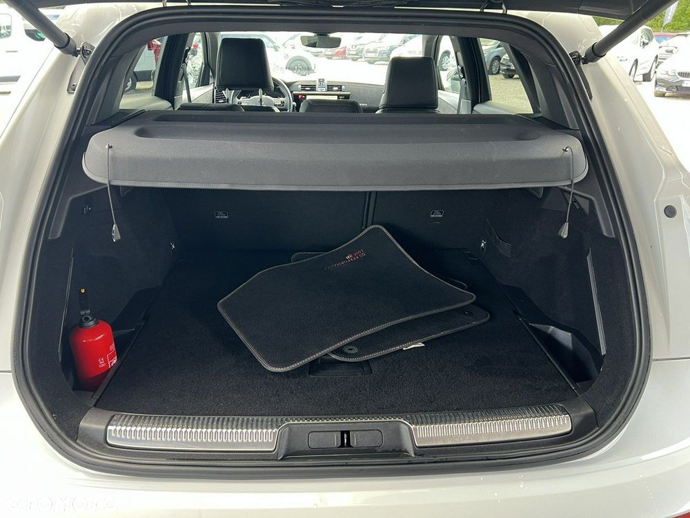 DS Automobiles DS 7 Crossback 1.6 PureTech Performance Line + - 30