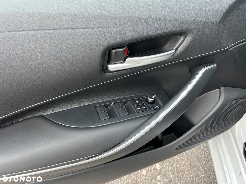 Toyota Corolla 1.8 Hybrid Style - 25