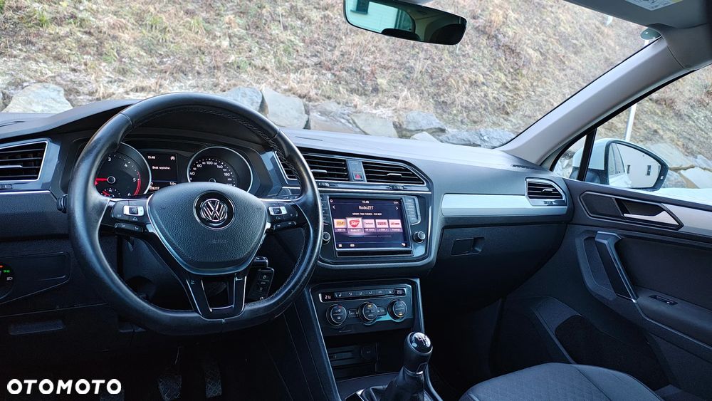 Volkswagen Tiguan 2.0 TDI SCR (BlueMotion Technology) Comfortline - 40