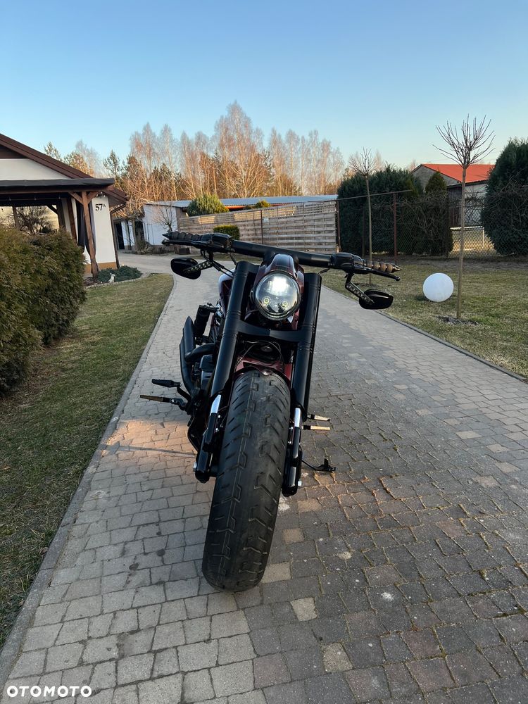 Harley-Davidson V-Rod Night Rod - 2