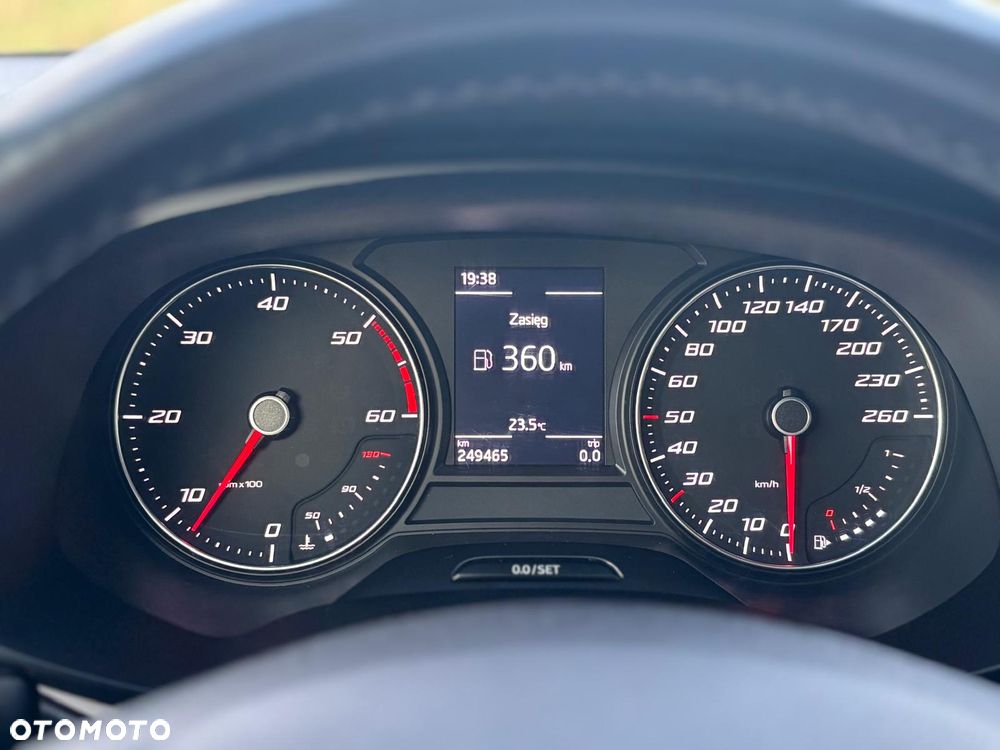 Seat Leon 1.6 TDI Full LED S&S - 24