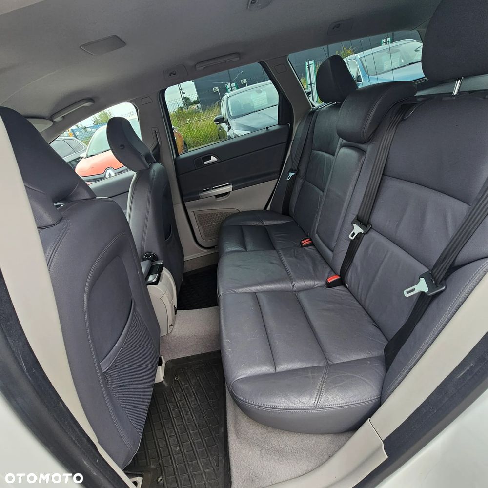 Volvo V50 - 17