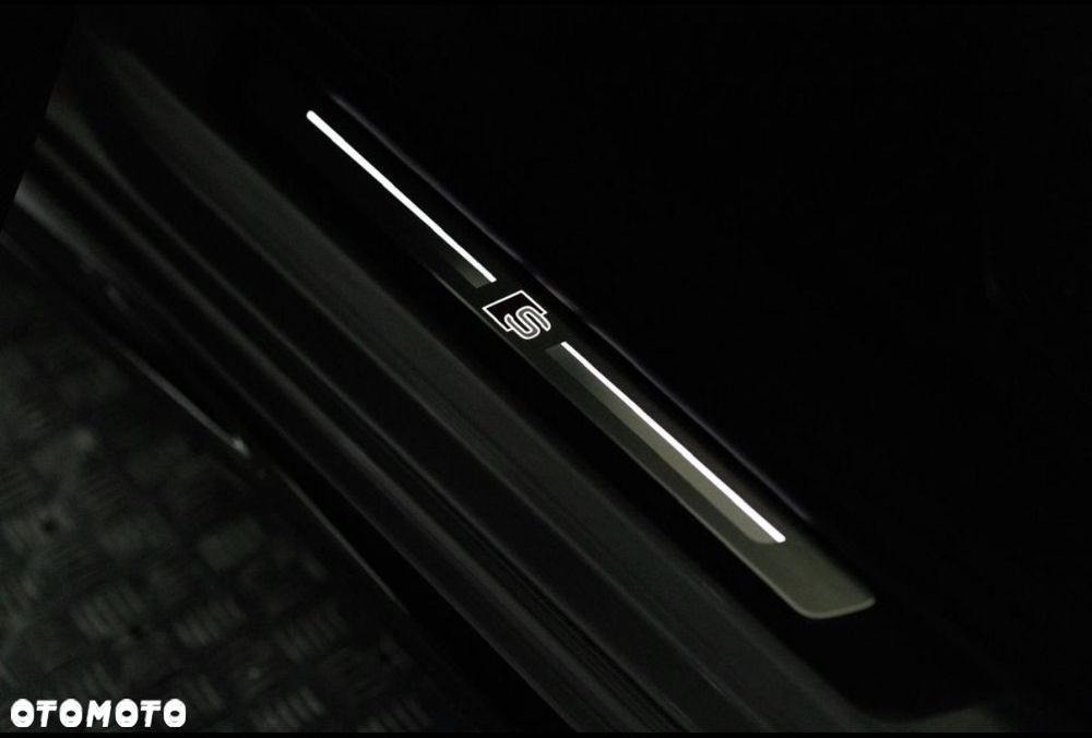 Audi A6 Avant e-tron - 26