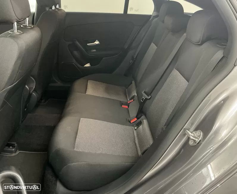 Mercedes-Benz CLA 180 d Shooting Brake Style - 5