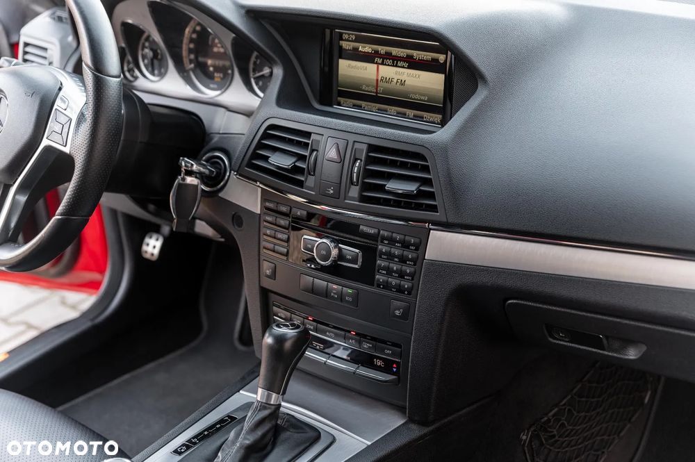 Mercedes-Benz Klasa E - 25