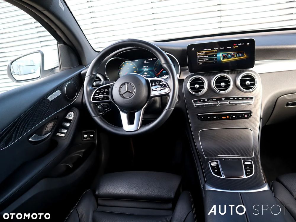 Mercedes-Benz GLC Coupe 300 e 4-Matic - 21