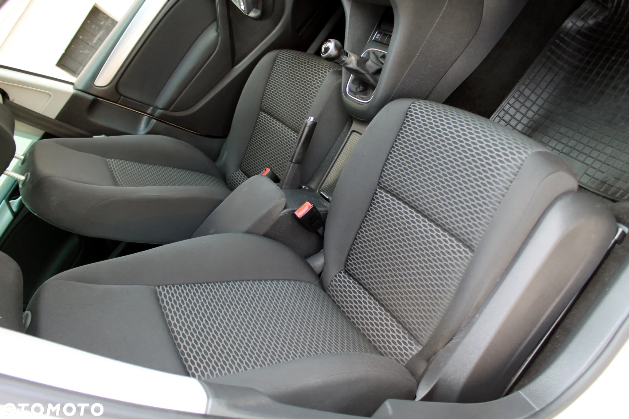 Volkswagen Golf 1.4 Edition - 12