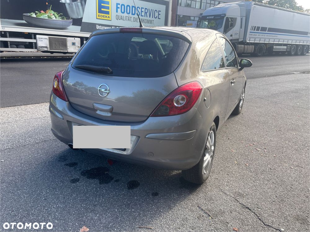 Opel Corsa - 3